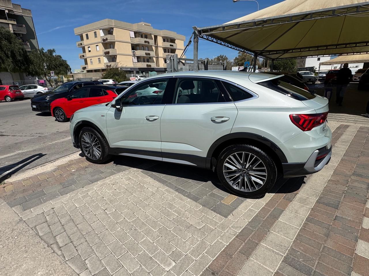 Audi Q3 35 TDI S tronic S line edition Prezzo Con Obbligo Finanziamento Senza il Prezzo sara' di euro 35500