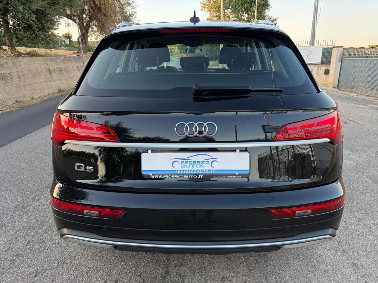 Audi Q5 35 2.0 tdi mhev 12V Business Avdanced s-tronic