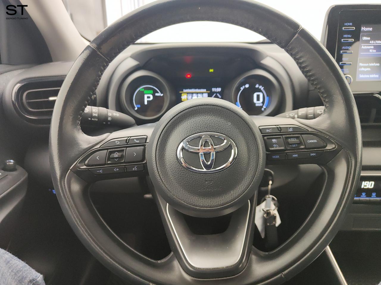 TOYOTA Yaris 4ª serie - Yaris 1.5 Hybrid 5 porte Active