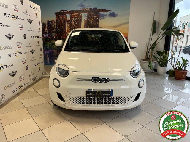 FIAT 500e 43 kWh *Km 29.989*