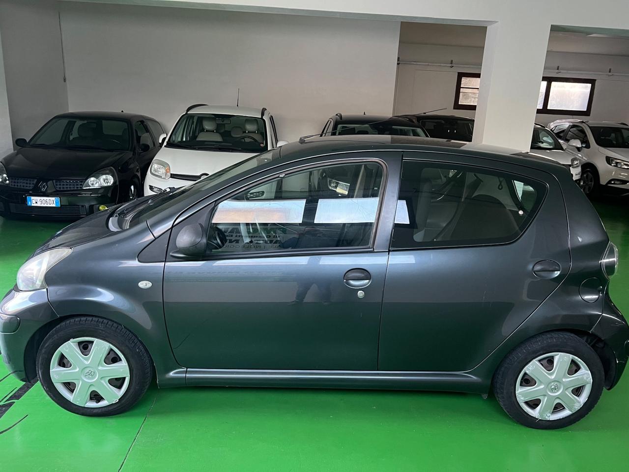 Toyota Aygo 1.0 12V VVT-i 5 porte