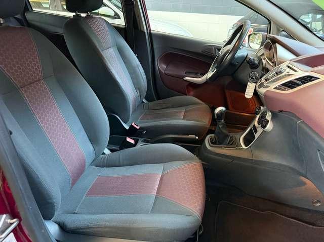 Ford Fiesta 5p 1.2 16v Titanium 82cv --SOLO 84.000KM--