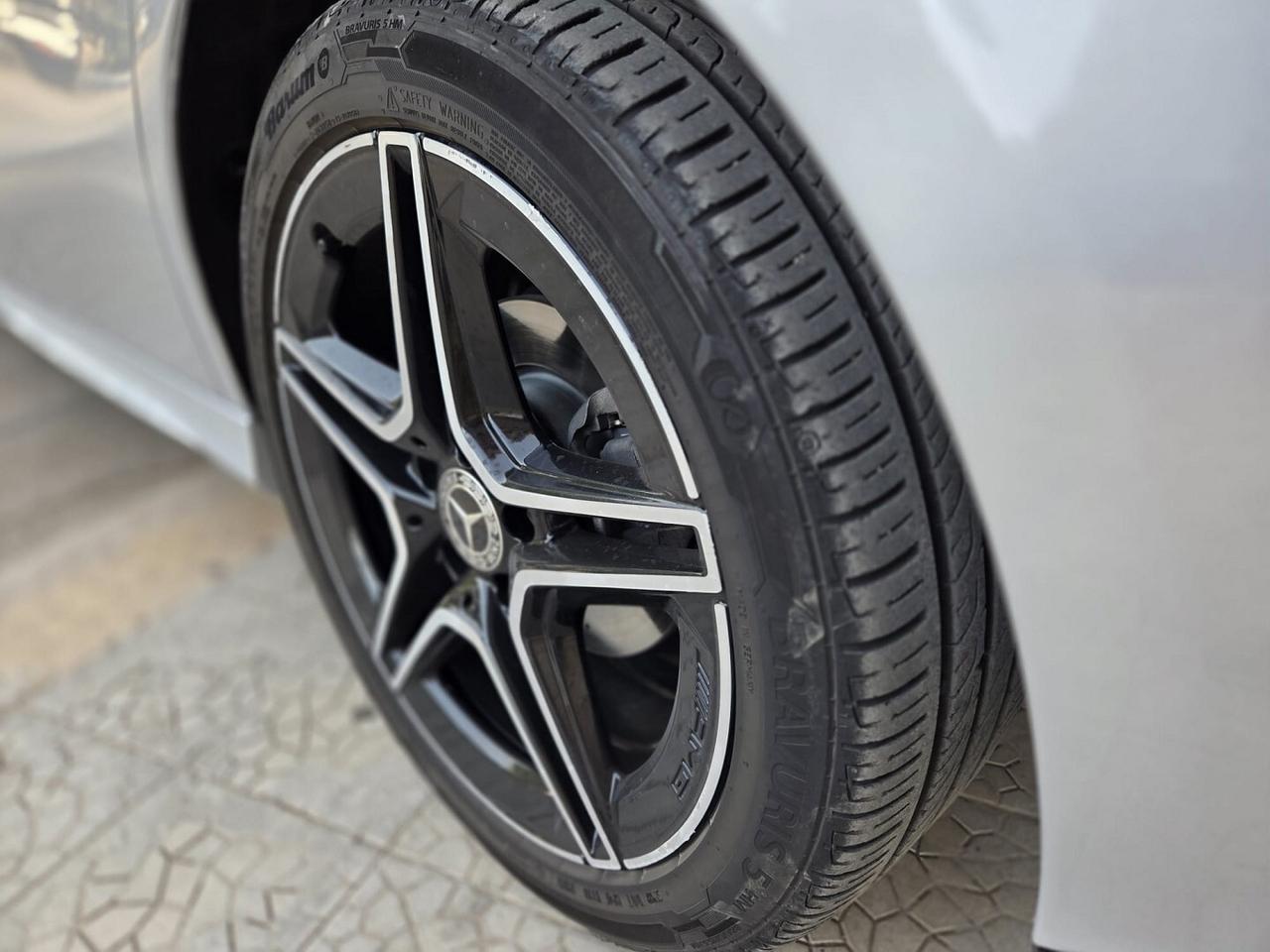 CLASSE A 180 d PREMIUM 2021 AMG solo 60.000Km