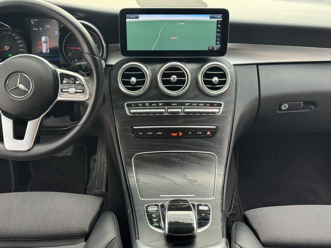 Mercedes-benz C 220 d 4Matic AMG Line !