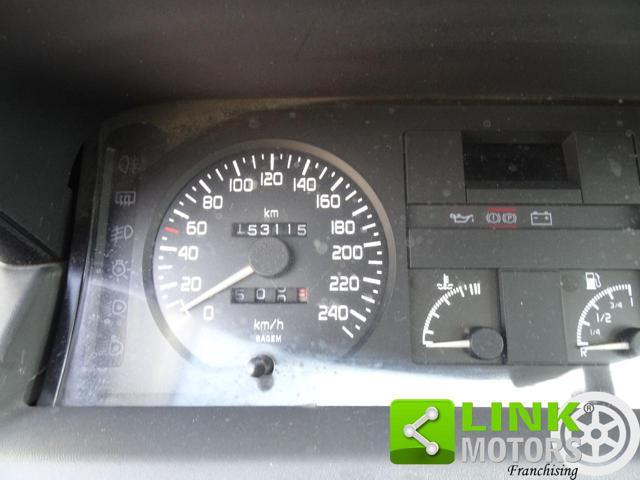 RENAULT Clio 1.8i 16V