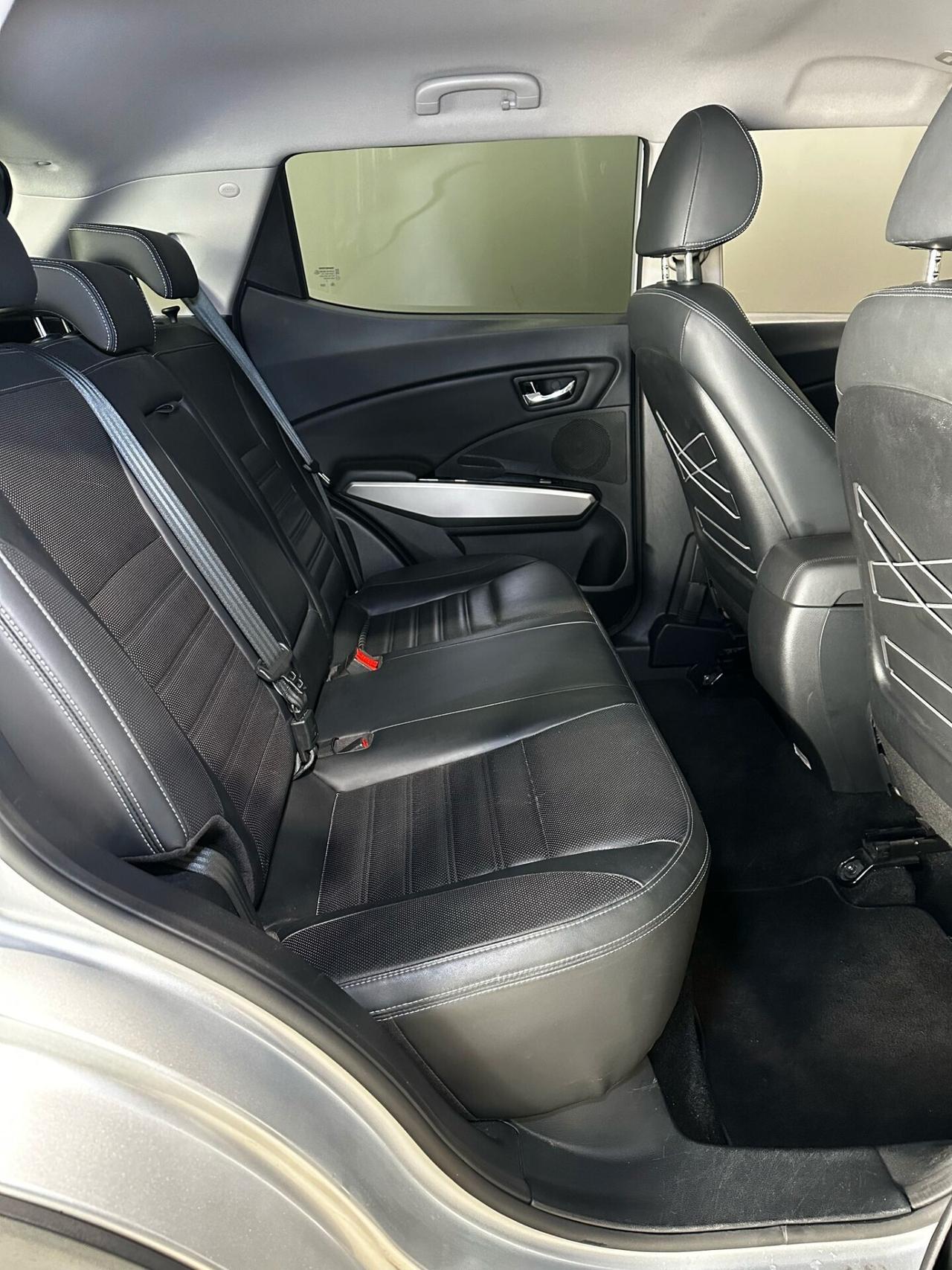 Ssangyong Tivoli 1.6d 2WD Be Visual Hot Aebs