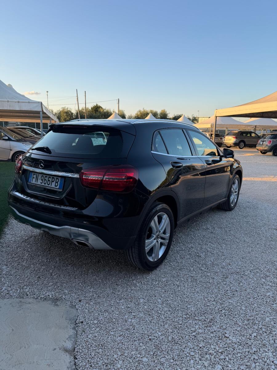 MERCEDES - Classe GLA - GLA 200 d Automatic Sport