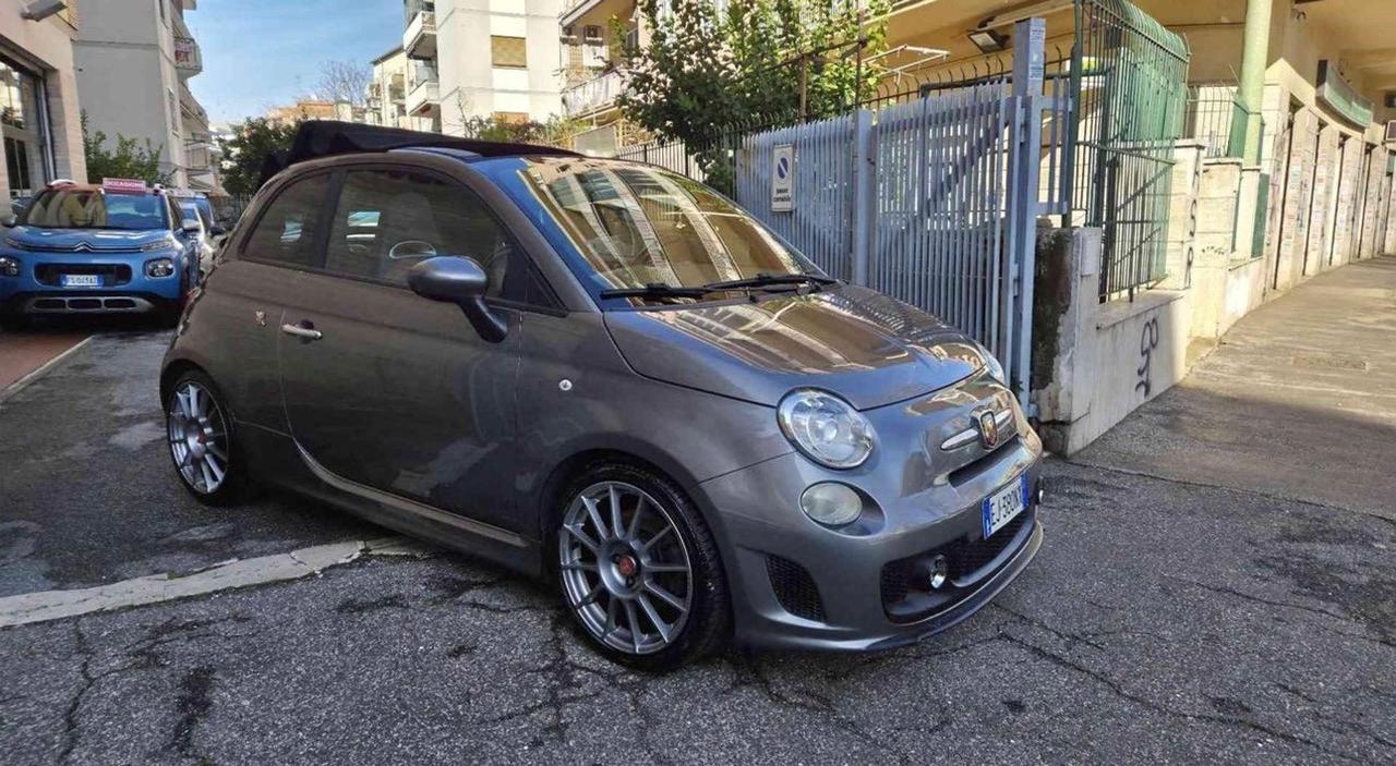 Abarth 500 C 1.4 Turbo T-Jet