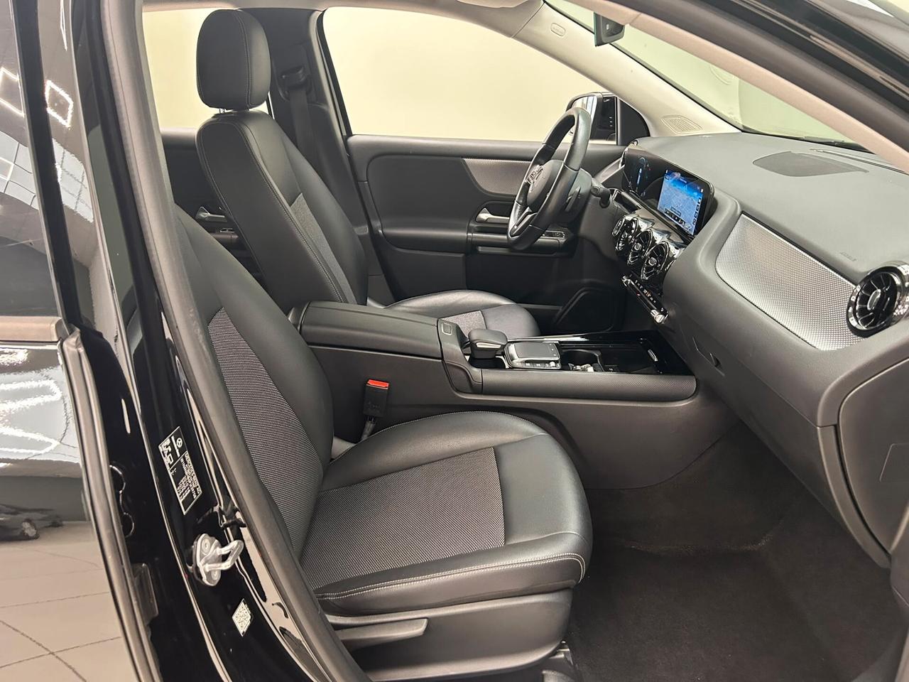 MERCEDES BENZ GLA 200 2022 Sport Plus auto