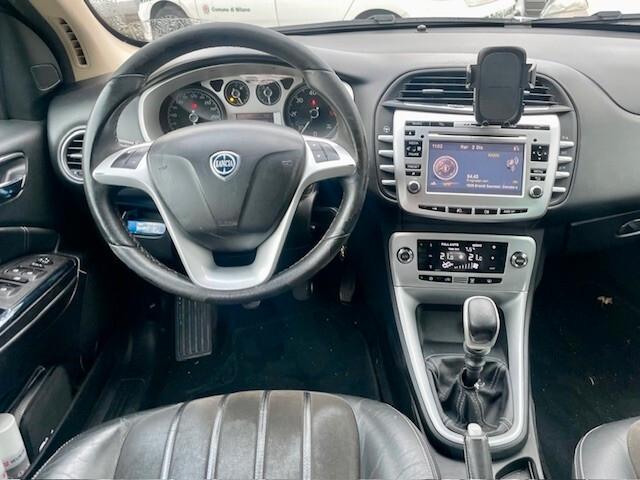 Lancia Delta 1.6 MJT DPF Platino