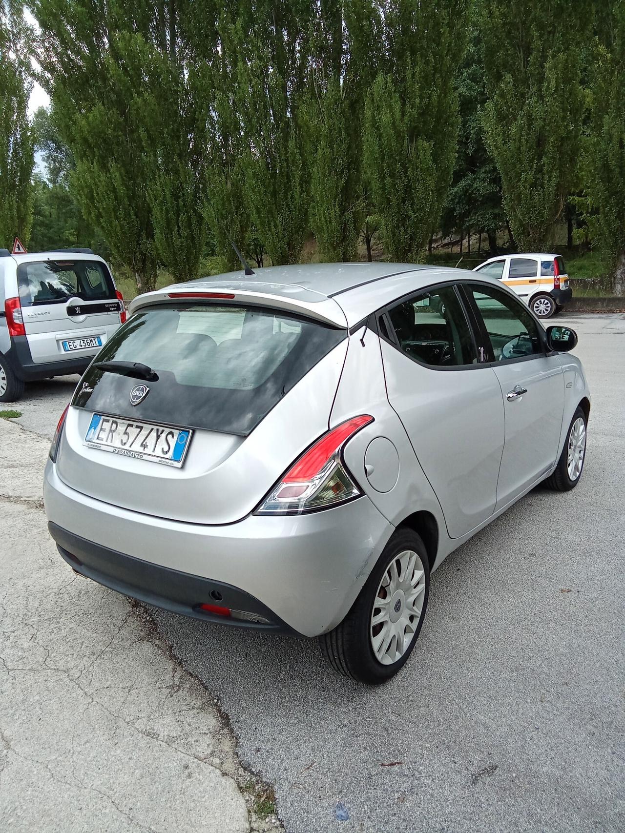 Lancia Ypsilon 1.3 MJT 16V 95 CV 013