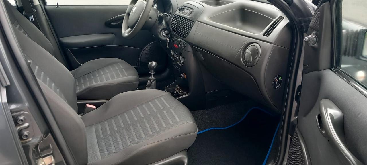 Fiat Punto 1.2benzina2010 NEOP5Porte Trattabile