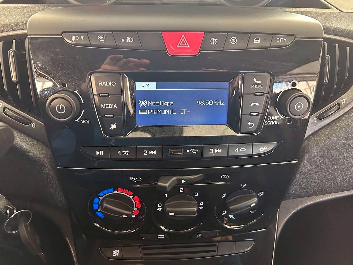 Lancia Ypsilon 1.0 FireFly 5 porte S&S Hybrid Silver