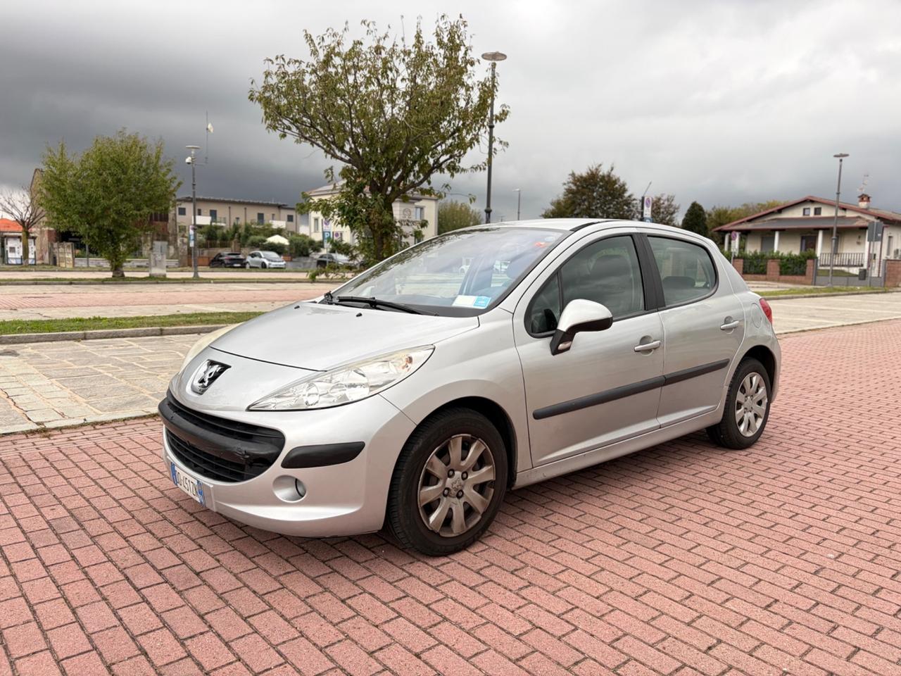 Peugeot 207 1.4 88CV 3p. XS