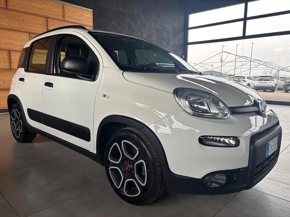 Fiat Panda 1.0 Hybrid 45.000KM APPLE CARPLAY