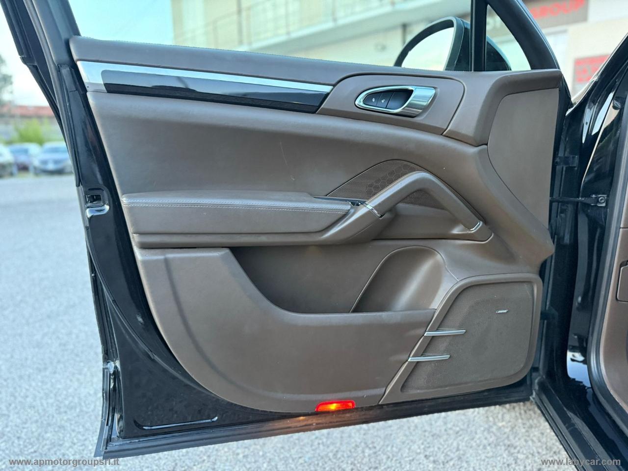 PORSCHE Cayenne 3.0 Diesel