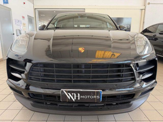 PORSCHE Macan 2.0 //TOTAL BLACK//21//