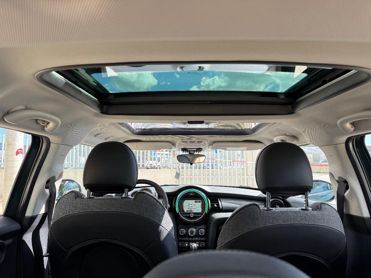 MINI 1.5 COOPER D BOSTON SEVEN 5 Porte; Tetto Apribile Elettricamente;