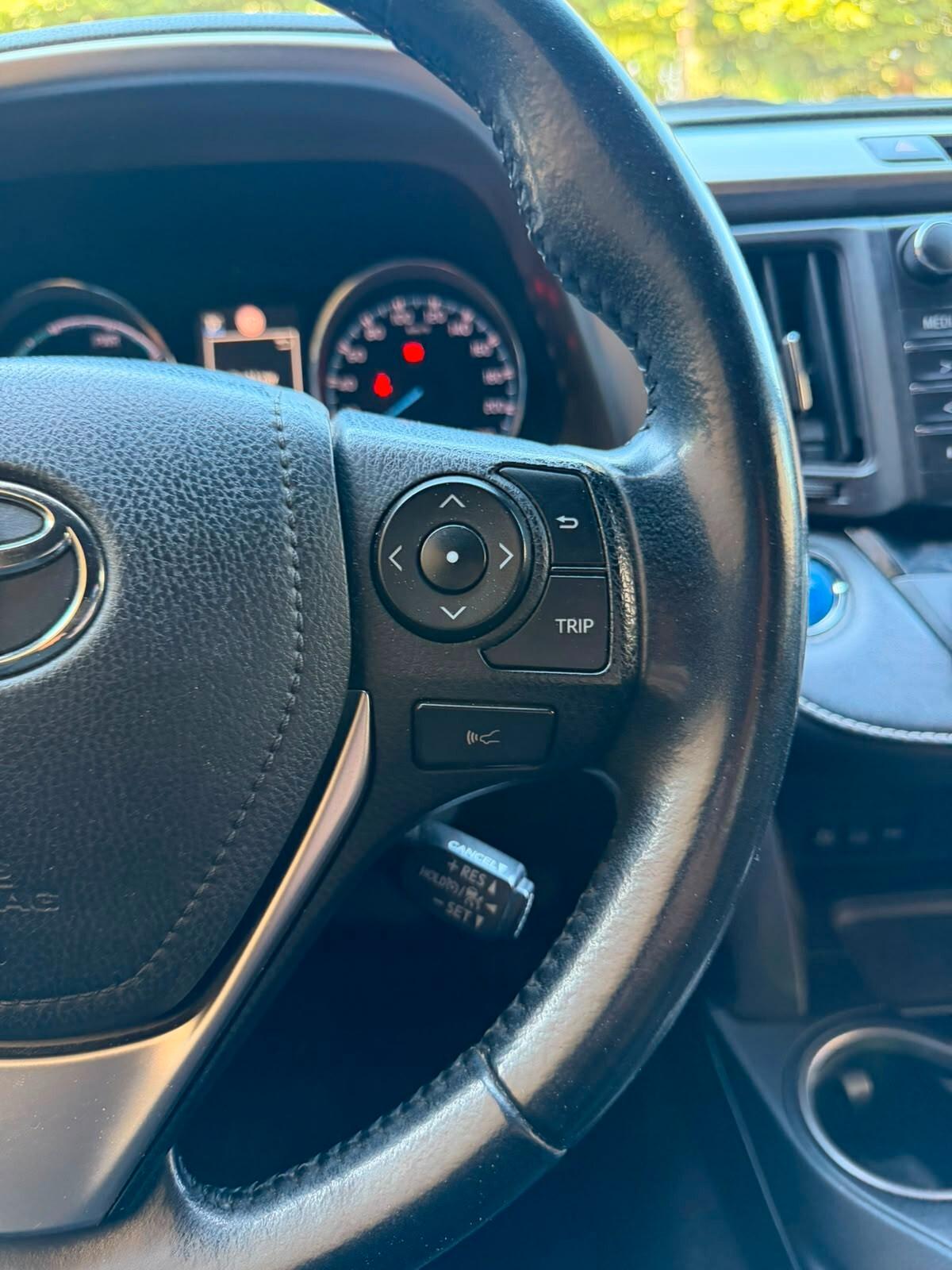 Toyota RAV 4 RAV4 2.5 Hybrid 2WD Lounge
