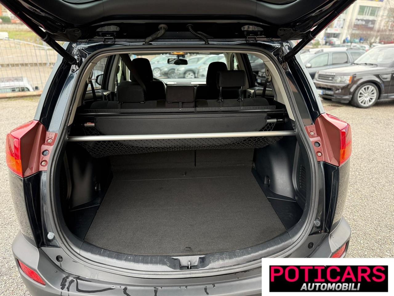 Toyota RAV4 2.0 D-4D 2WD Active