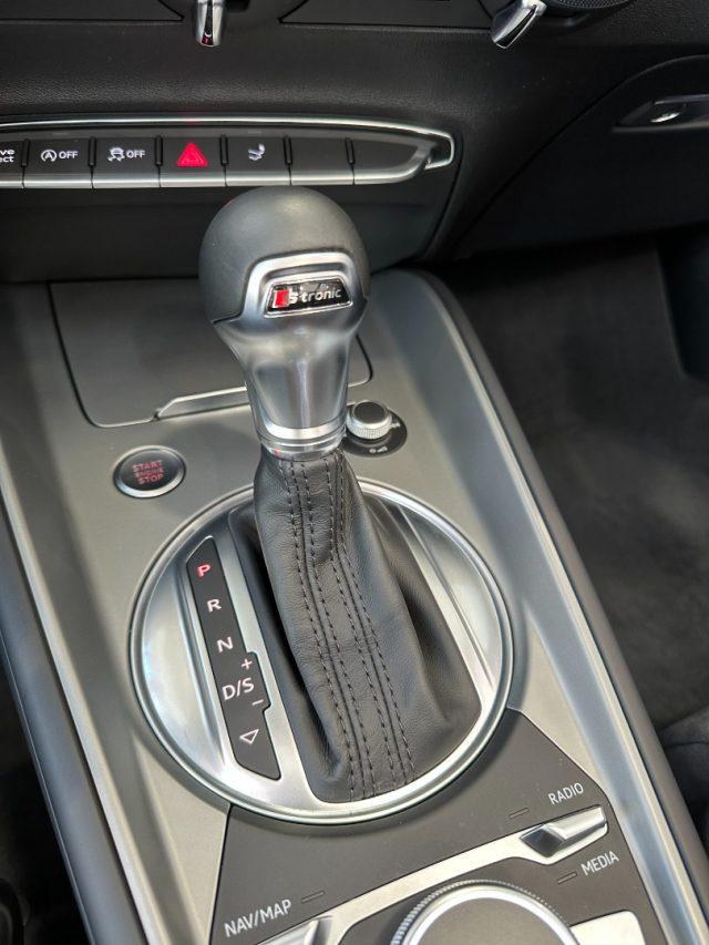 AUDI TT Roadster 40 TFSI S line S tronic - Navi