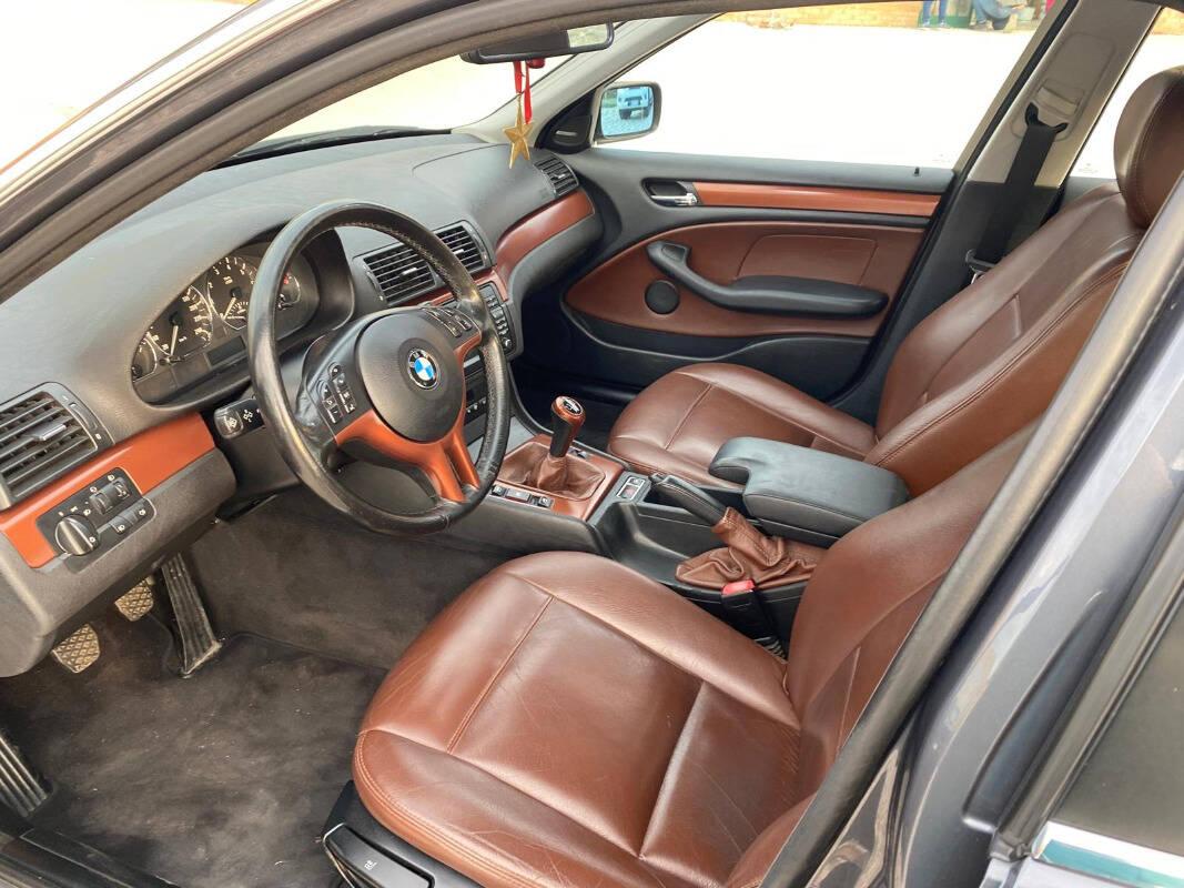 BMW Serie 3 320i Attiva E 46 TARGA ORO ASI