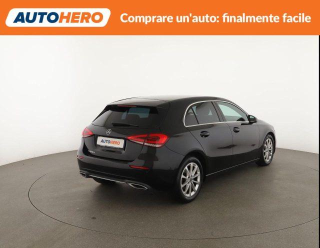 MERCEDES-BENZ A 180 d Automatic Business