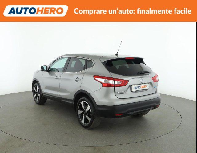 NISSAN Qashqai 1.5 dCi N-Connecta