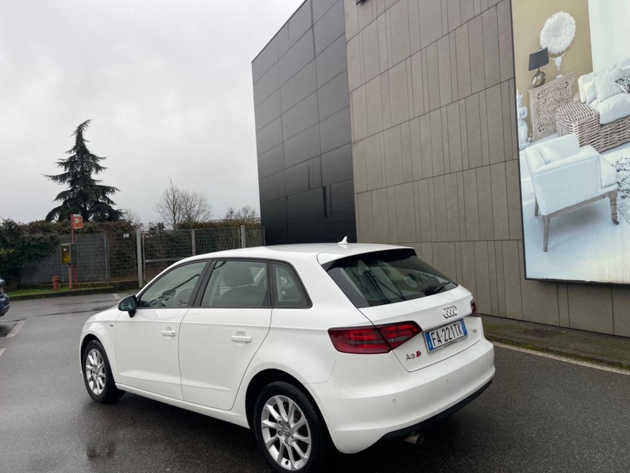 Audi A3 1.6 TDI clean diesel S tronic Business