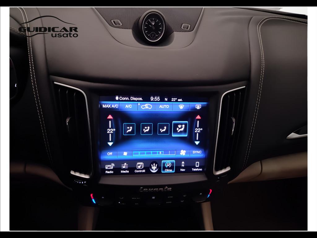MASERATI Levante - Levante 3.0 V6 250cv auto