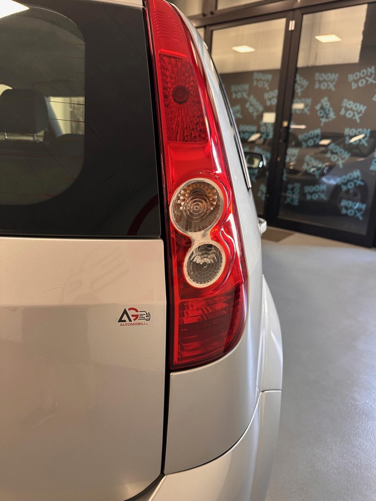 FORD FIESTA 1.2 BENZIA 5P. (58000 MILA KM)