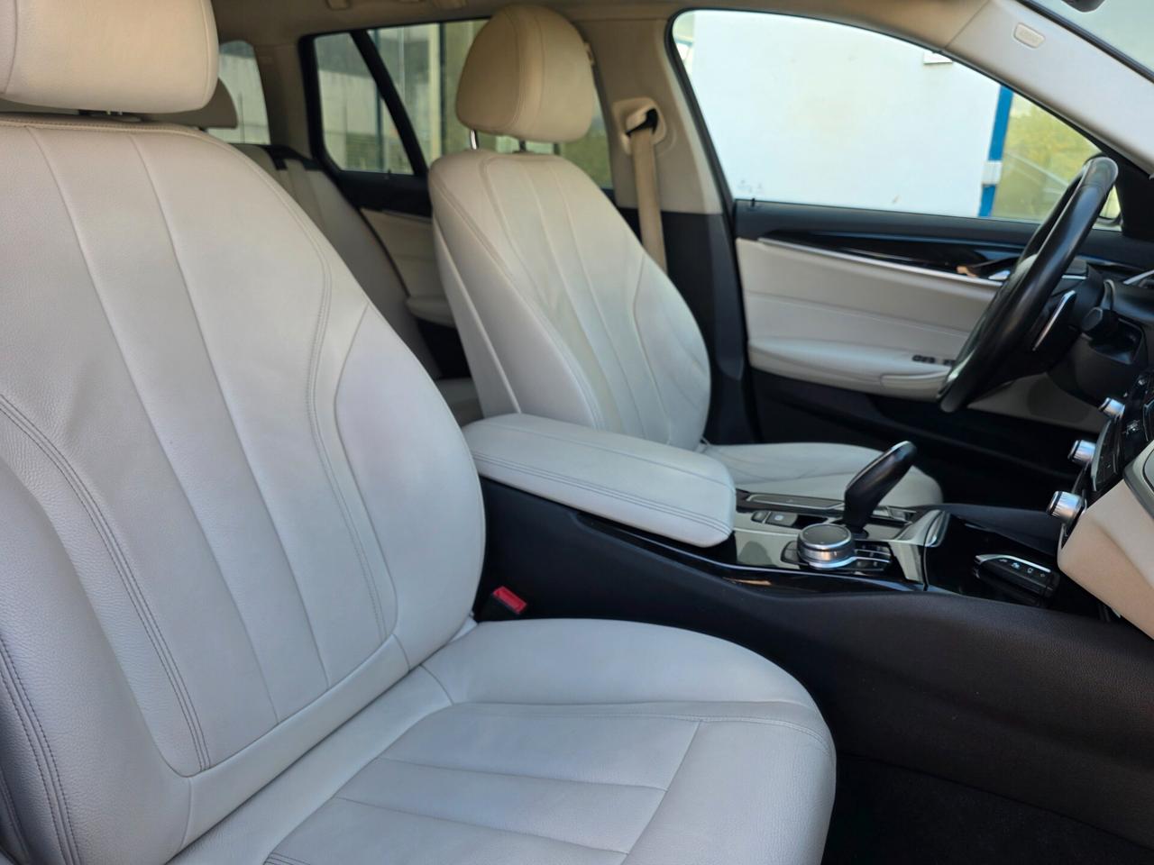 Bmw 520 520d xDrive Touring Luxury