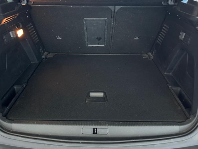 PEUGEOT 3008 BlueHDi 130 S&S EAT8 Allure