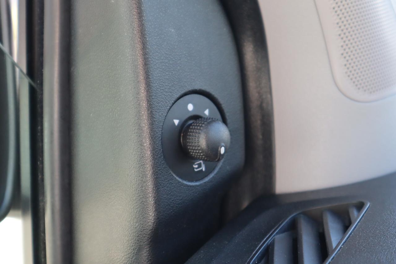 DOBLO 1.6 JTDM 105 CV 3 POSTI GANCIO DI TRAINO CAMERA