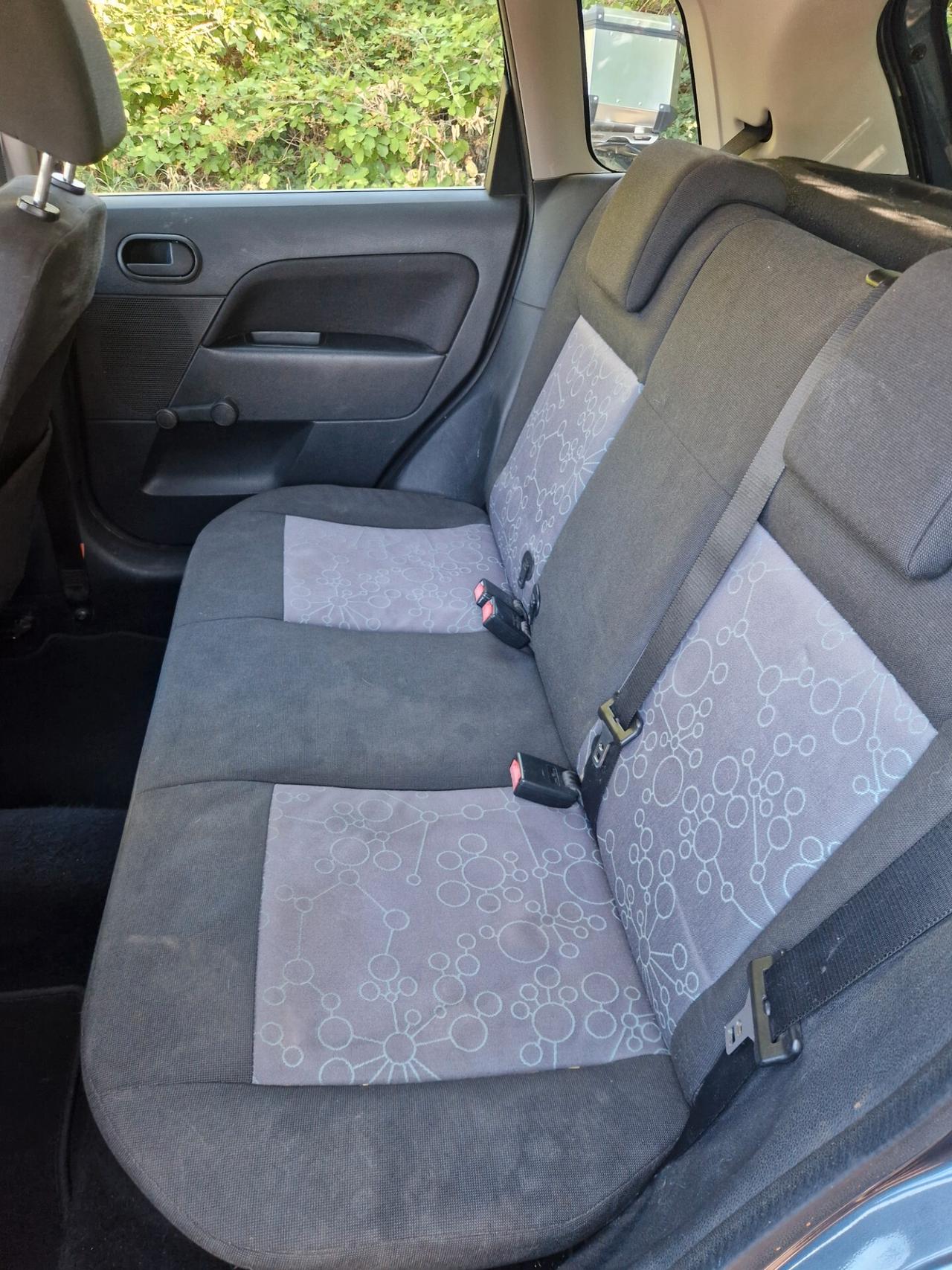 Ford Fiesta 1.2 Benz 75CV - Garanzia 12 Mesi