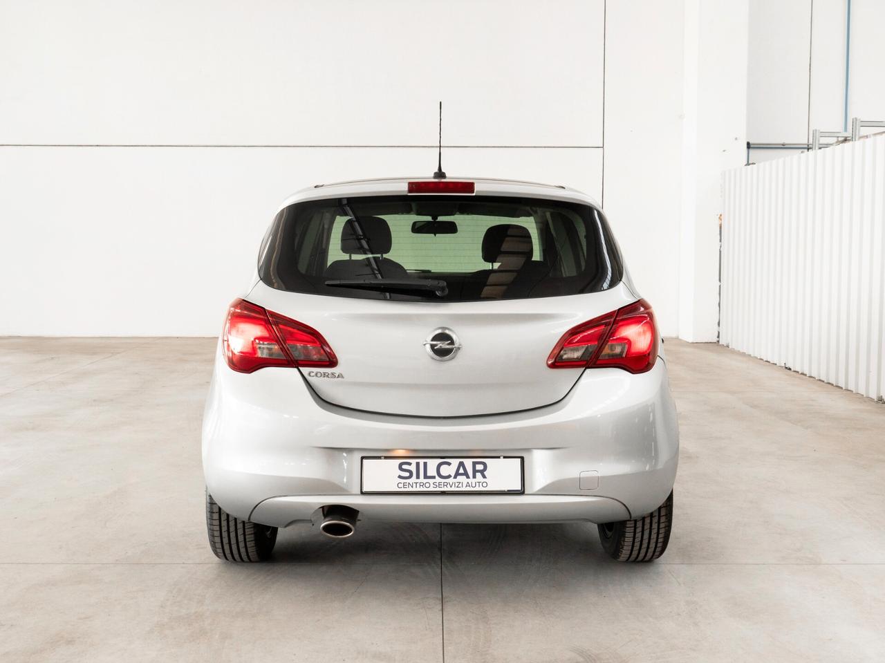 Opel Corsa 1.4 90CV GPL Tech 5 porte b-Color