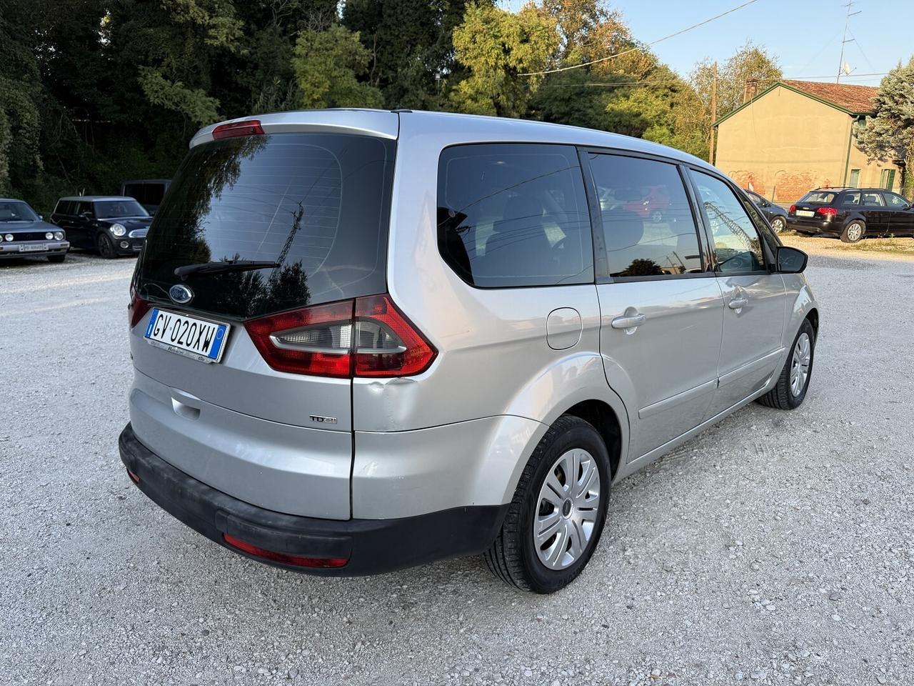 Ford Galaxy 1.8 TDCI 125 CV 7 POSTI