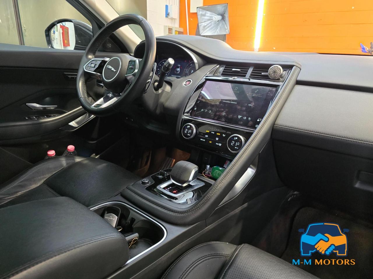 Jaguar E-Pace 2.0d i4 mhev R-Dynamic SE awd 204cv auto