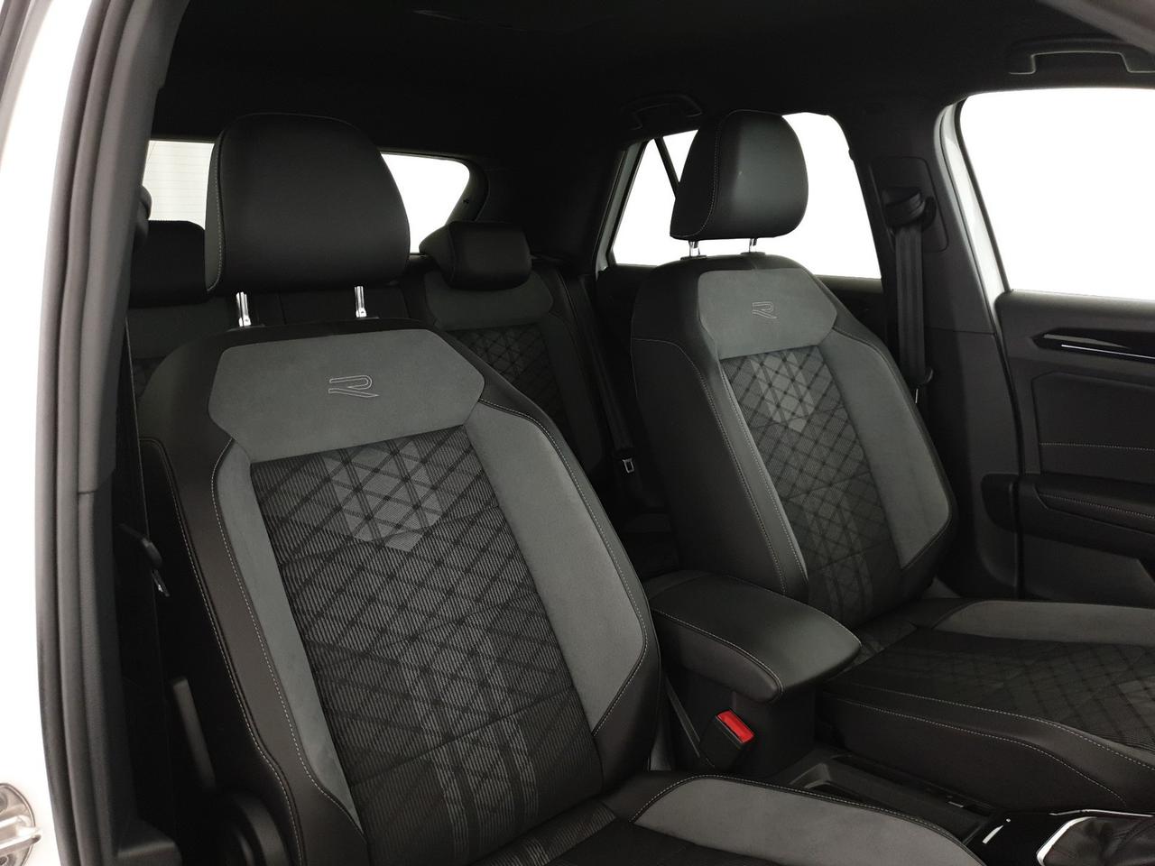 Volkswagen T-Roc 1.5 tsi r-line dsg