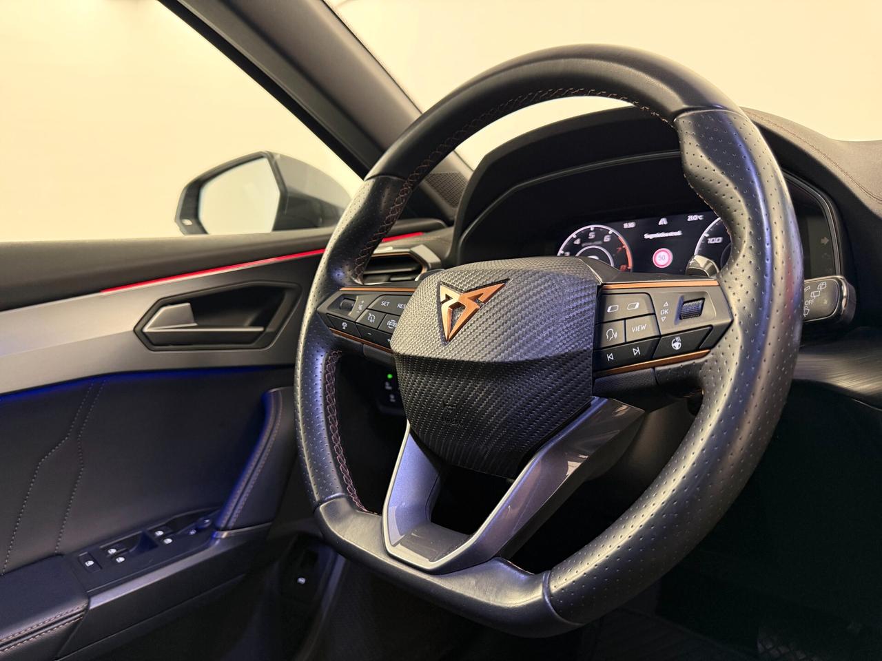 Cupra Formentor 1.5 TSI sedili guscio led adatattivi camera 360