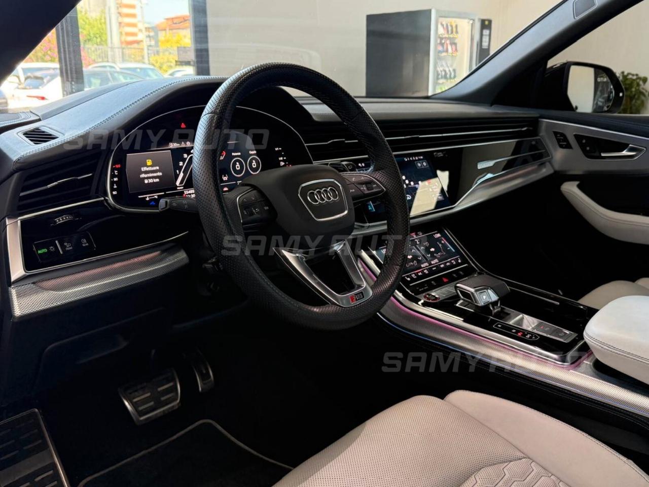 Audi Q8 RS TFSI V8 quattro tiptronic