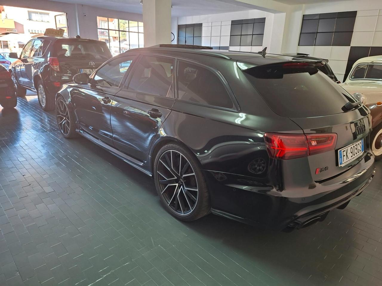 Audi A6 RS 6 Avant 4.0 TFSI quattro tiptronic performance