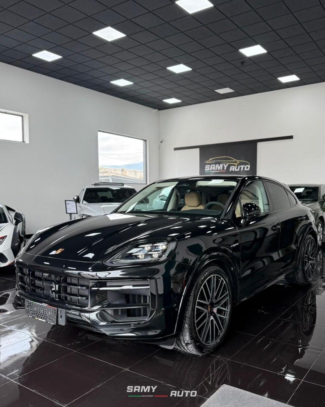 Porsche Cayenne Coupé 3.0 V6 E-Hybrid Black Edition