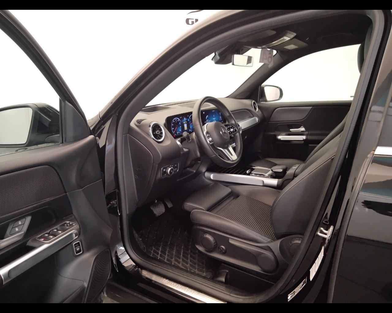 Mercedes-Benz GLB - X247 2019 - GLB 200 d Sport Plus auto