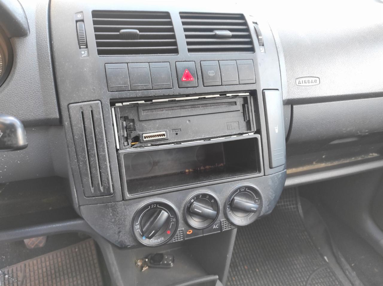 Volkswagen Polo1.4 TDI 70CV ANNO 2006