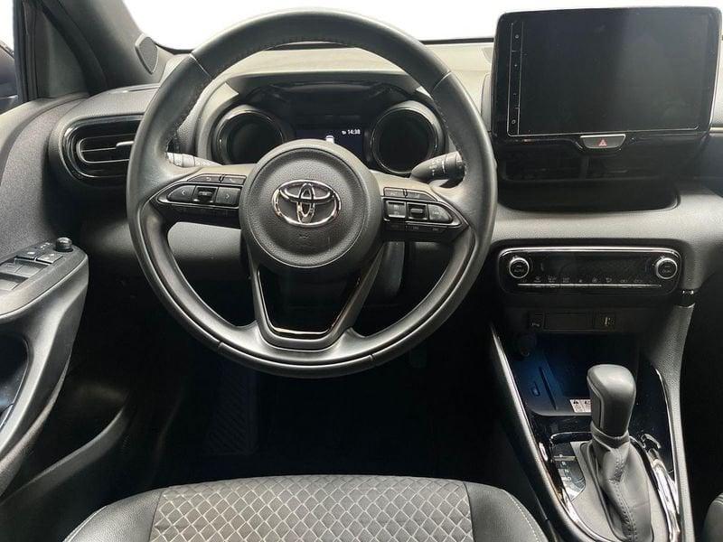 Toyota Yaris Hybrid Style MY22