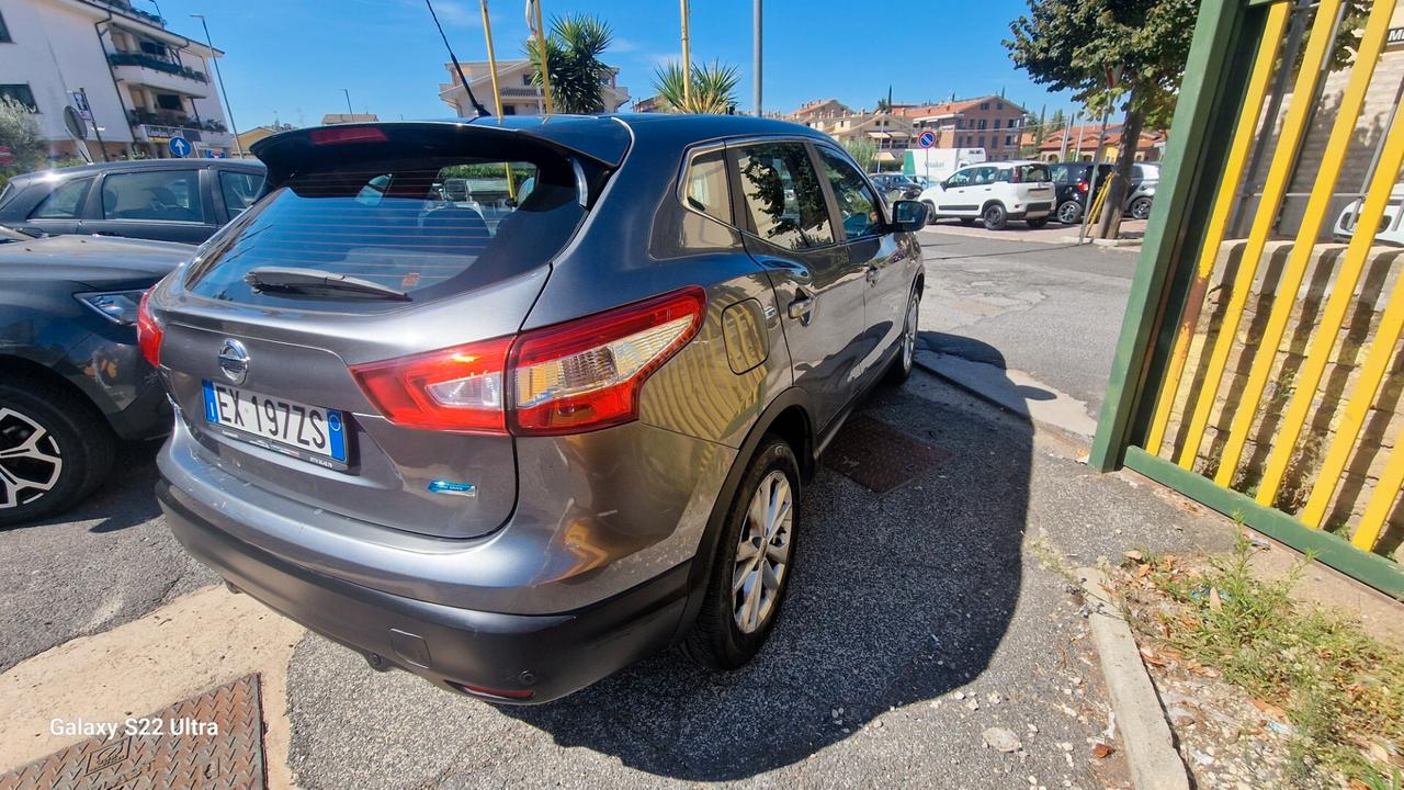 Nissan Qashqai 1.5 dCi Visia