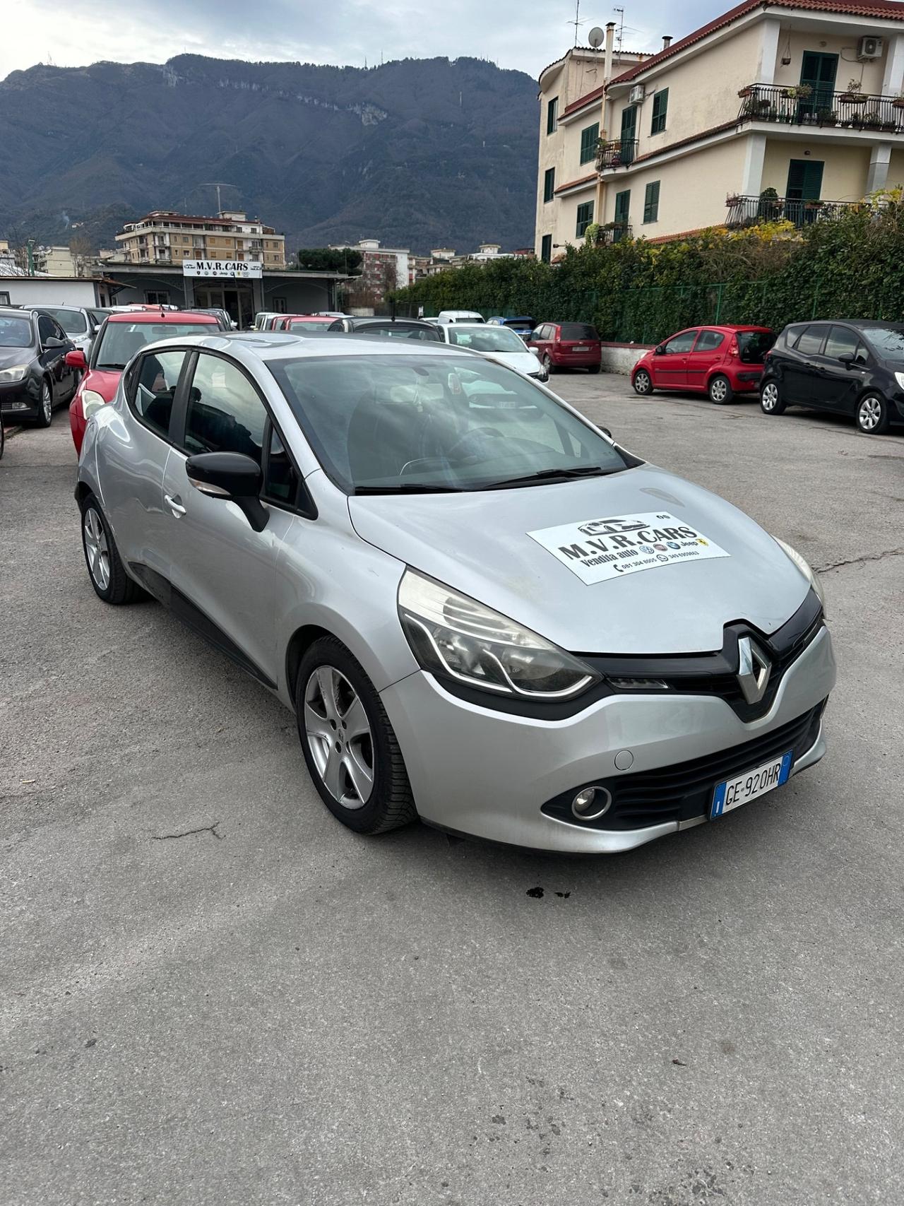 Renault Clio 1.2 16V 5 porte GPL Yahoo!