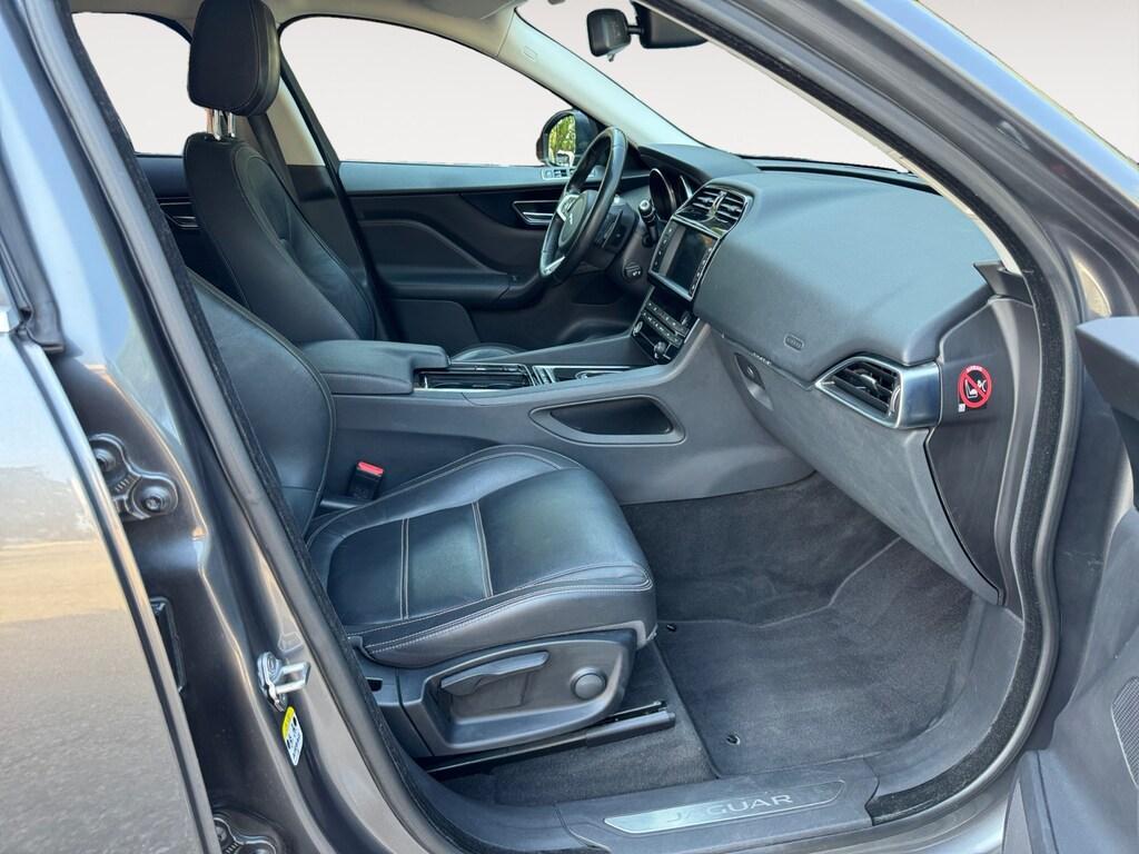 Jaguar F-Pace Prestige 180cv auto