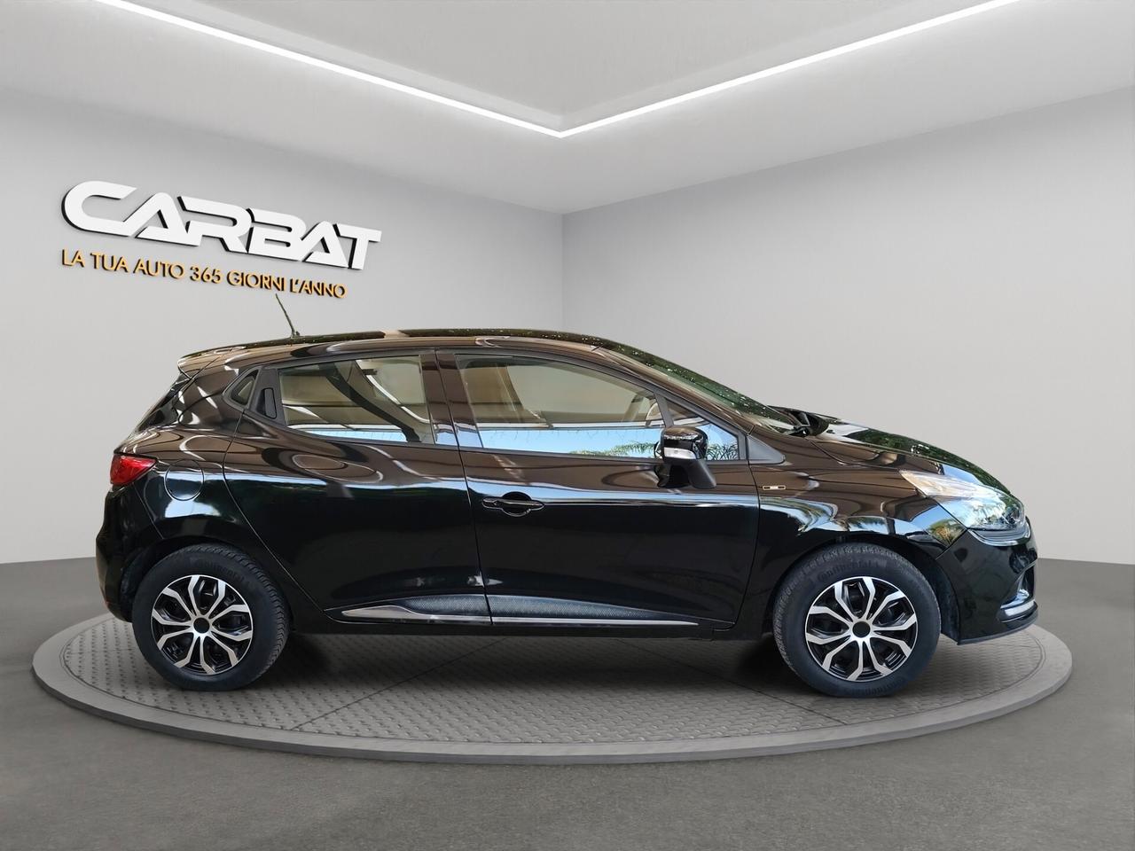 Renault Clio TCe 12V 90 CV GPL 5 porte Moschino Life